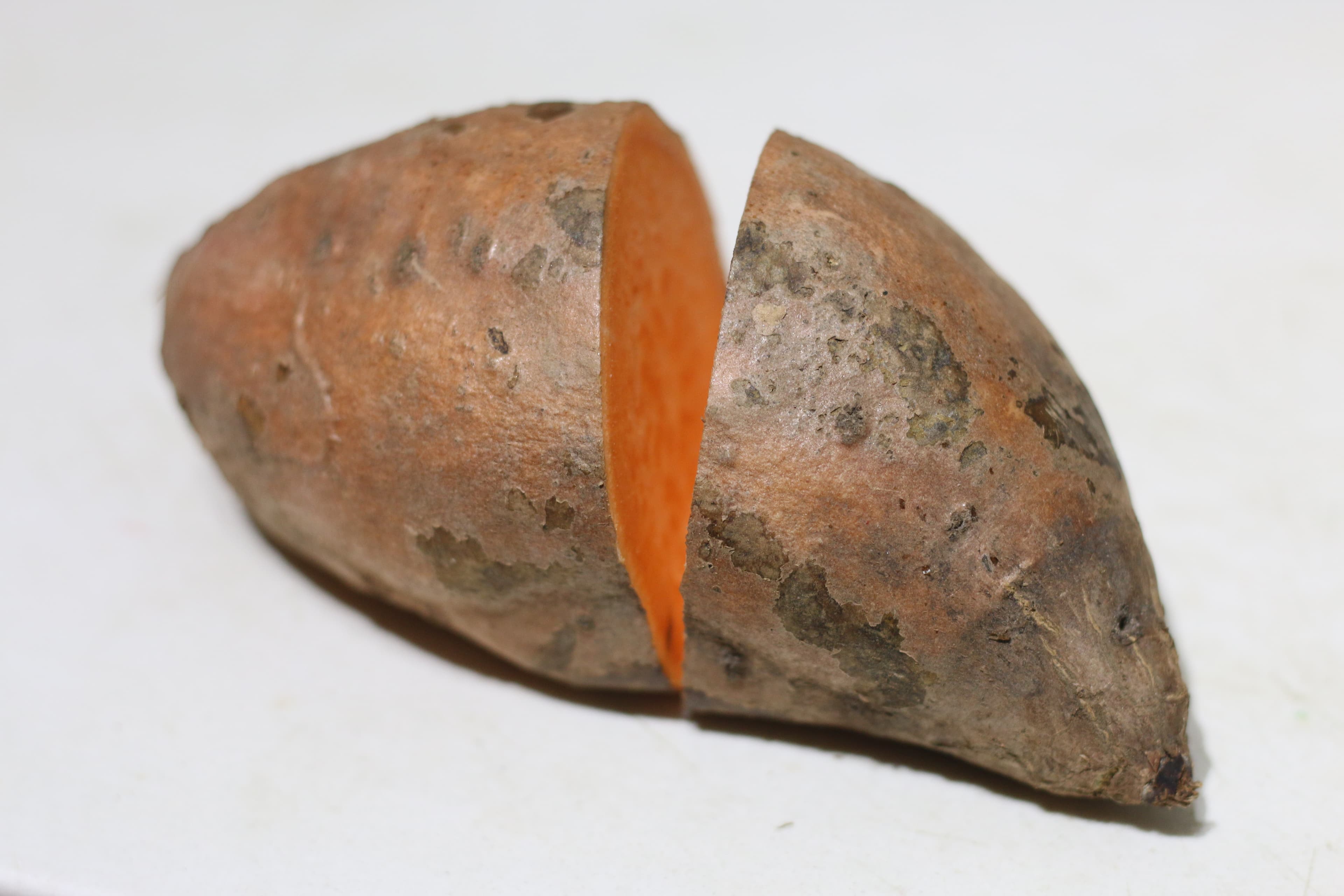Sweet potatoes are a small but established crop in Alabama. (MICAH DANNEY/APR)