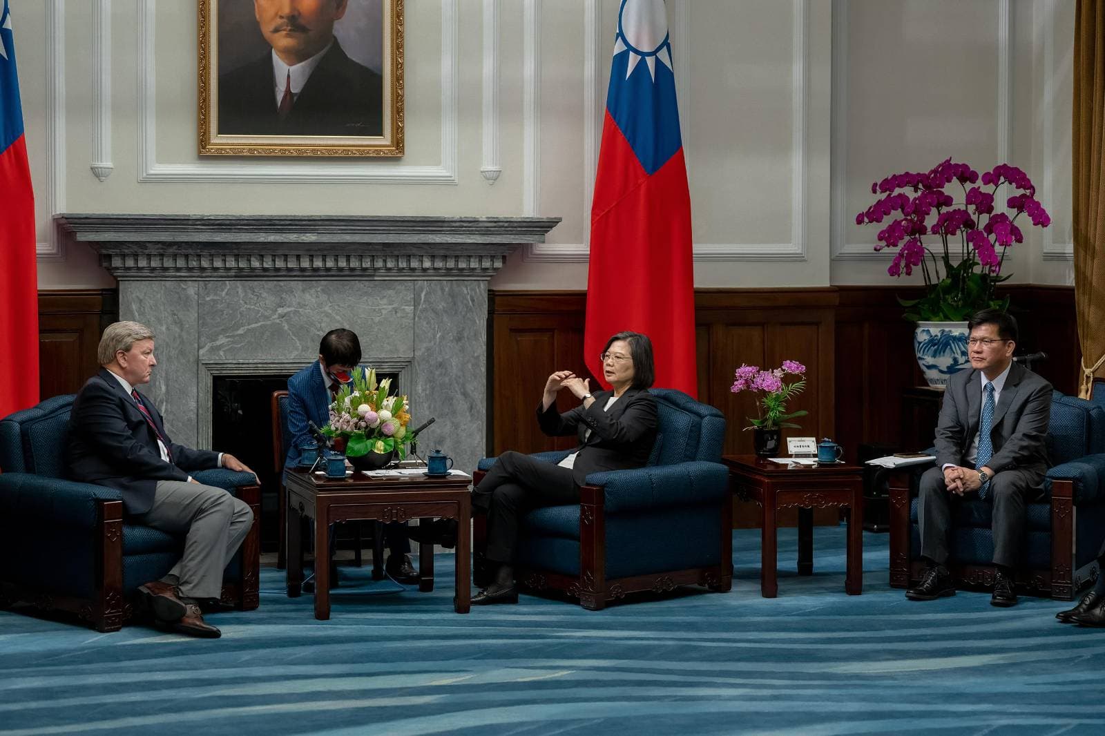 Congressman Mike Rogers and Taiwan President Tsai Ing-wen.