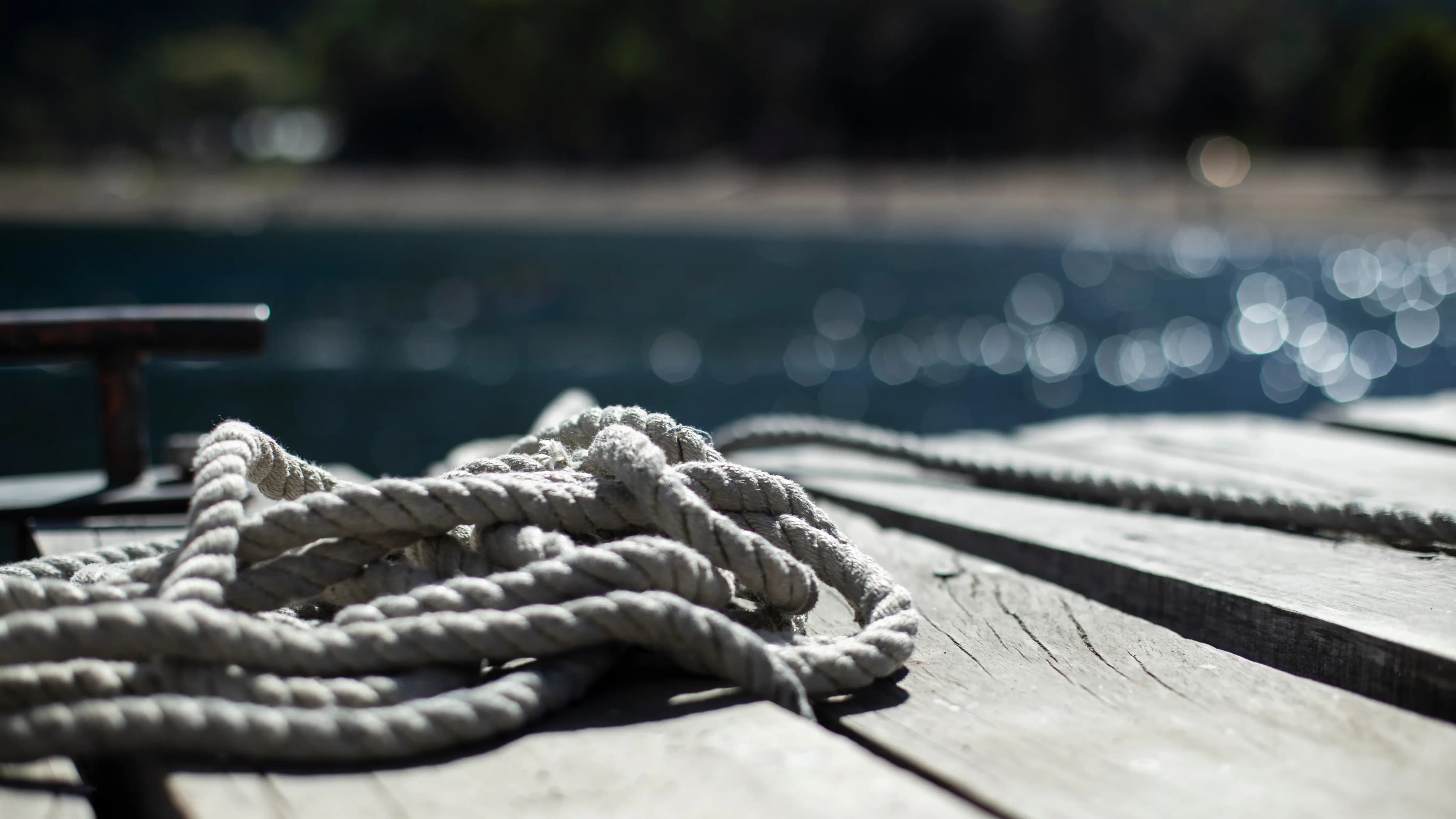rope on the dock