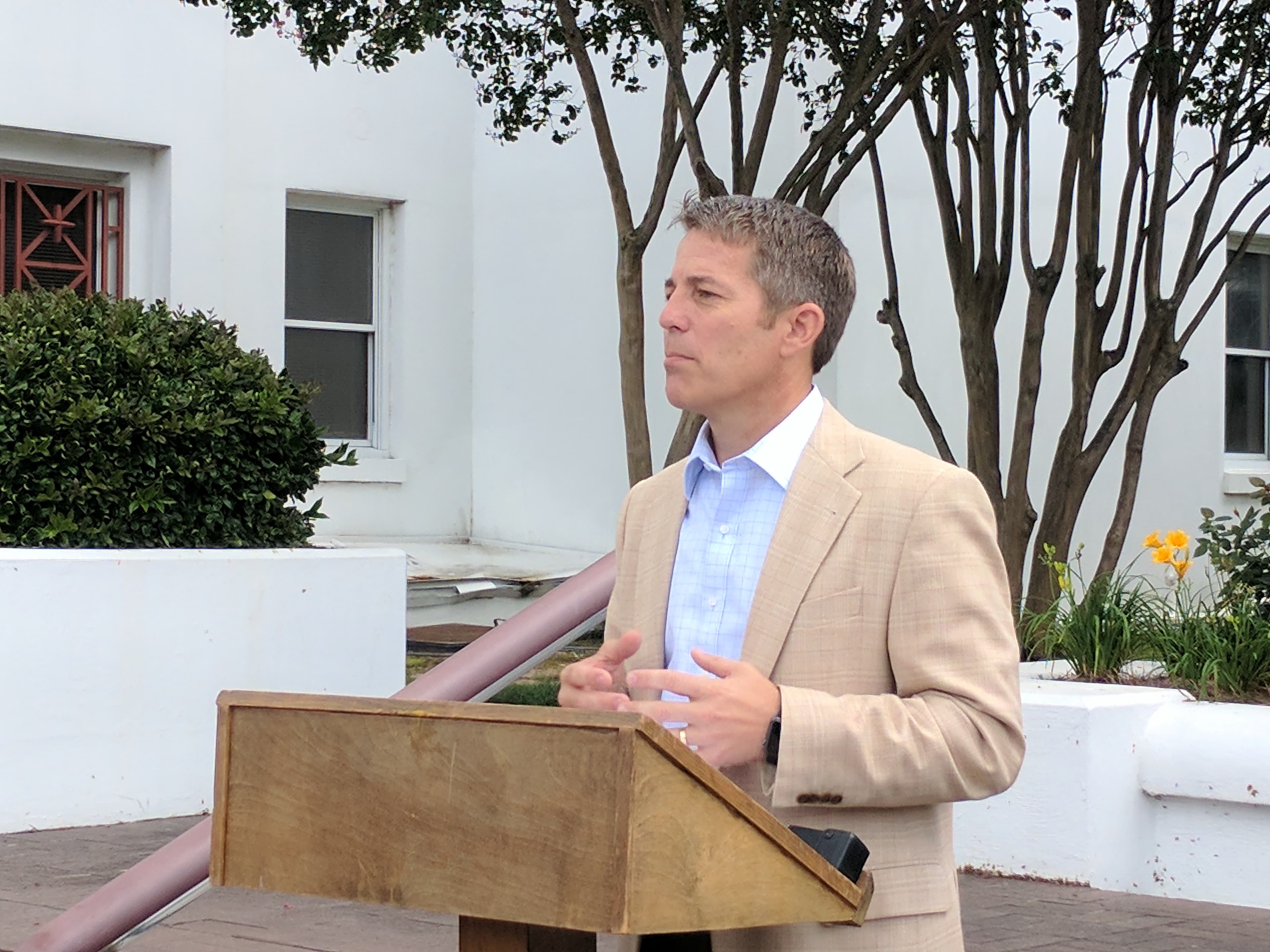 Ed Henry Photo