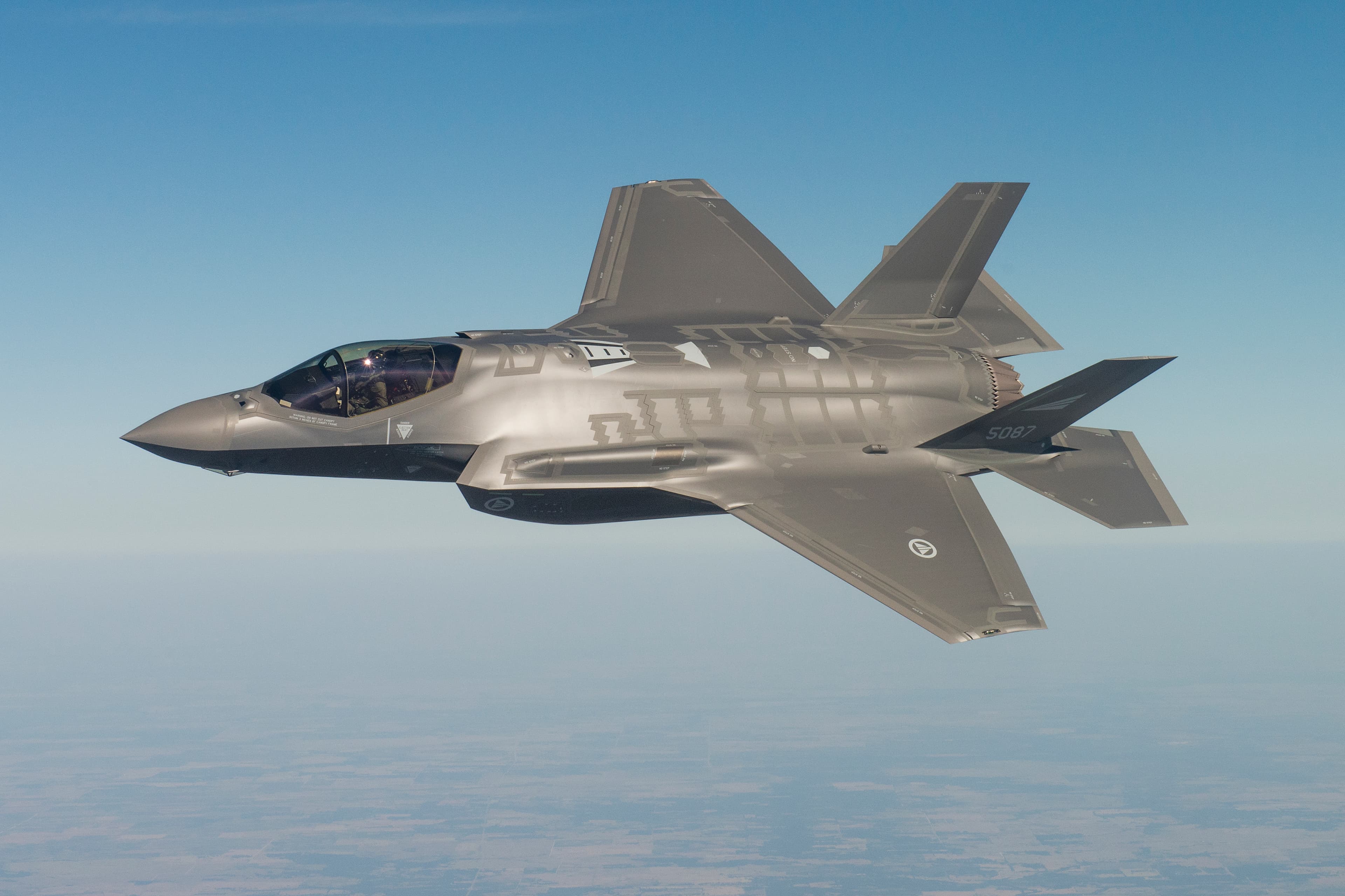 Lockheed Martin Aeronautics Photo by Kaszynski FP150355 Reed Event: AM-01 Gov Flight 1 Customer: Allie Reed Murray, F-35 Communications Location: Fort Worth, TX Pilot: Lt Col. Parzych Date: 10-15-2015 Time: 1030 Image Public Releaseable per Allie Reed Murray, F-35 Communications