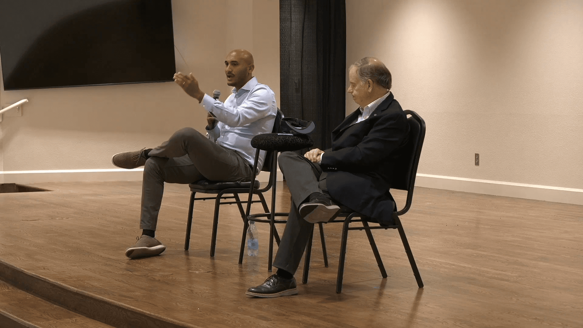 U.S. Representative Shomari Figures and gubernatorial candidate Doug Jones host a town hall in Pike County.