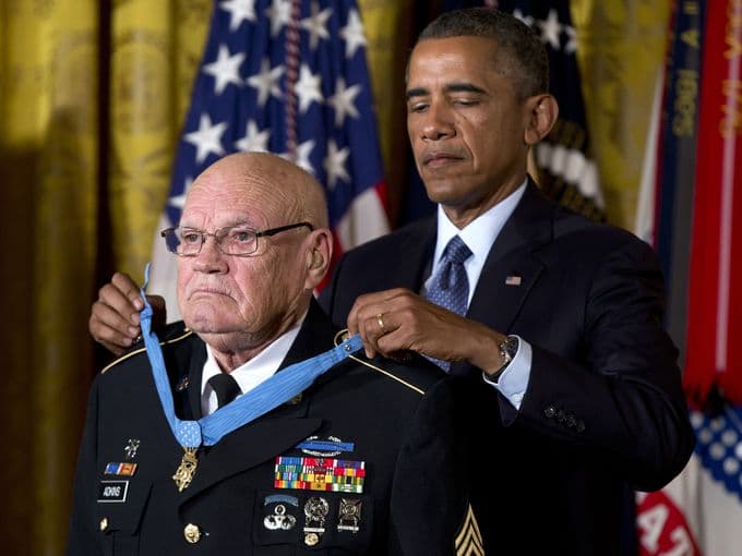 1410820380018-Obama_Medal_of_Honor__sarnoldbrevard.gannett.com_19