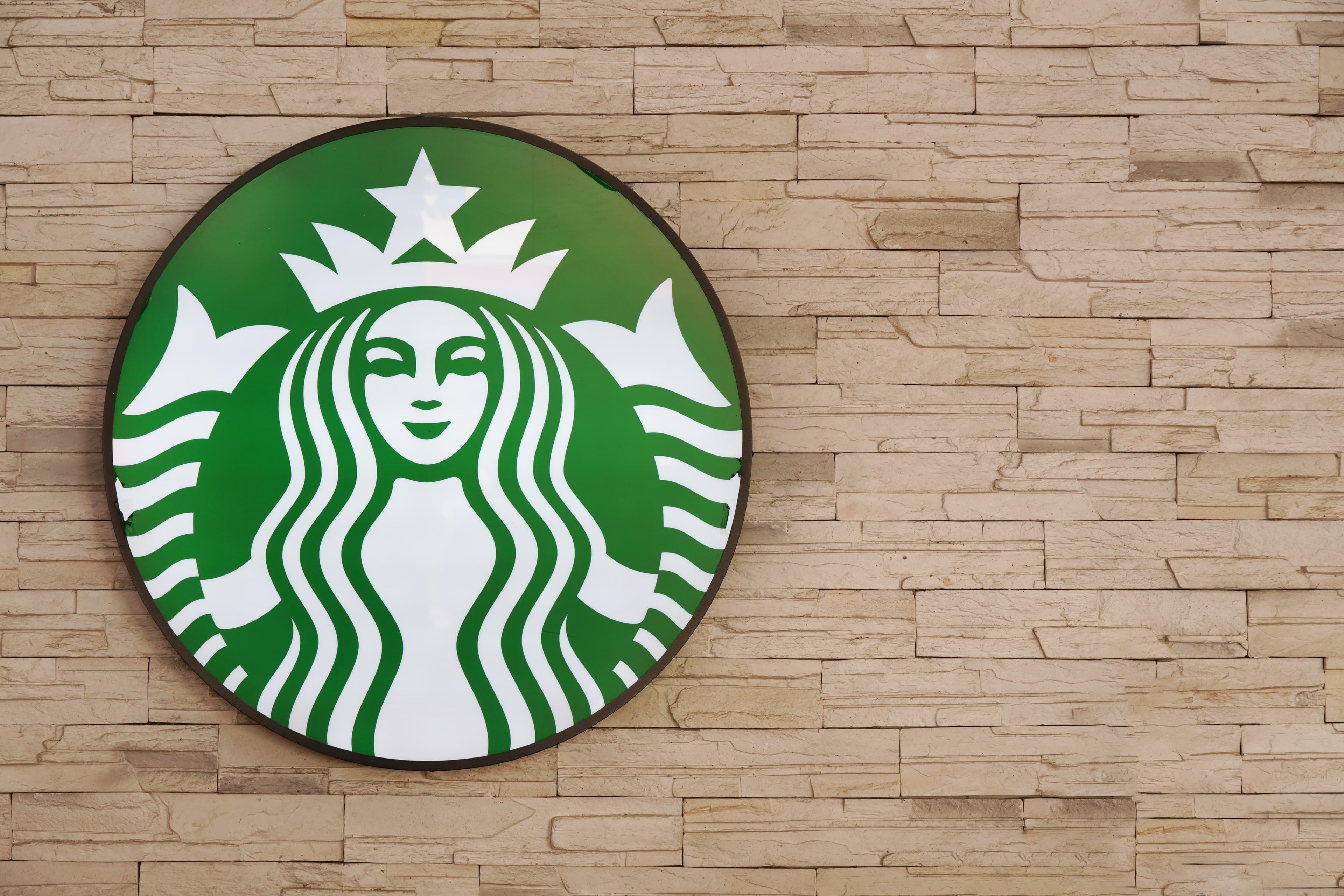 CHIANG MAI, THAILAND - JANUARY 21 2018:The Logo of Starbucks Cof