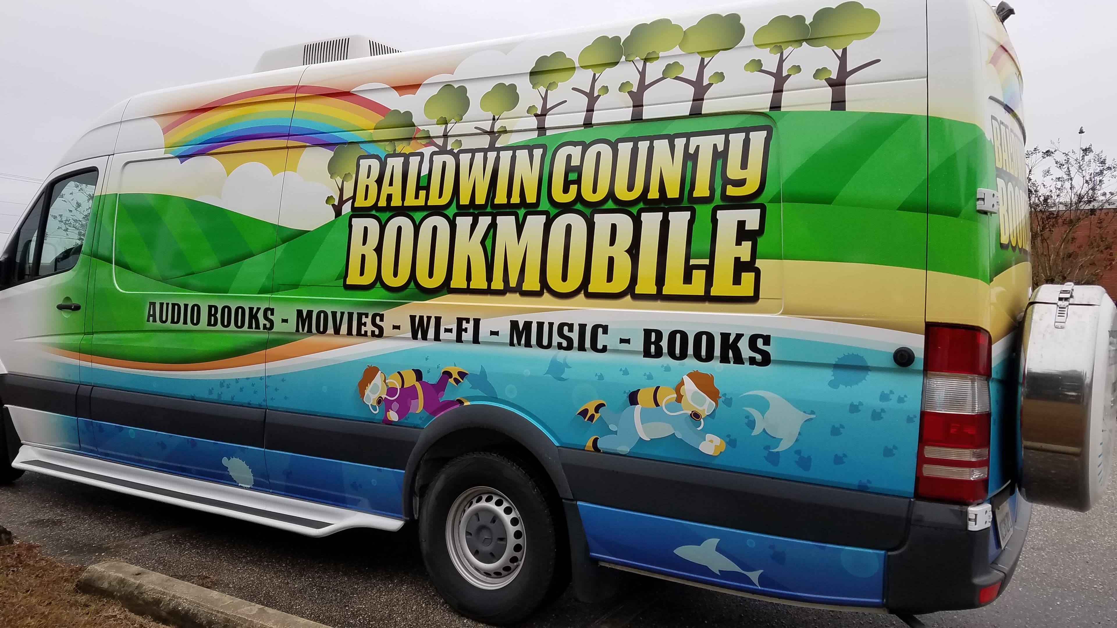 The Baldwin County Library Cooperative is responsible for providing bookmobile services to the region.