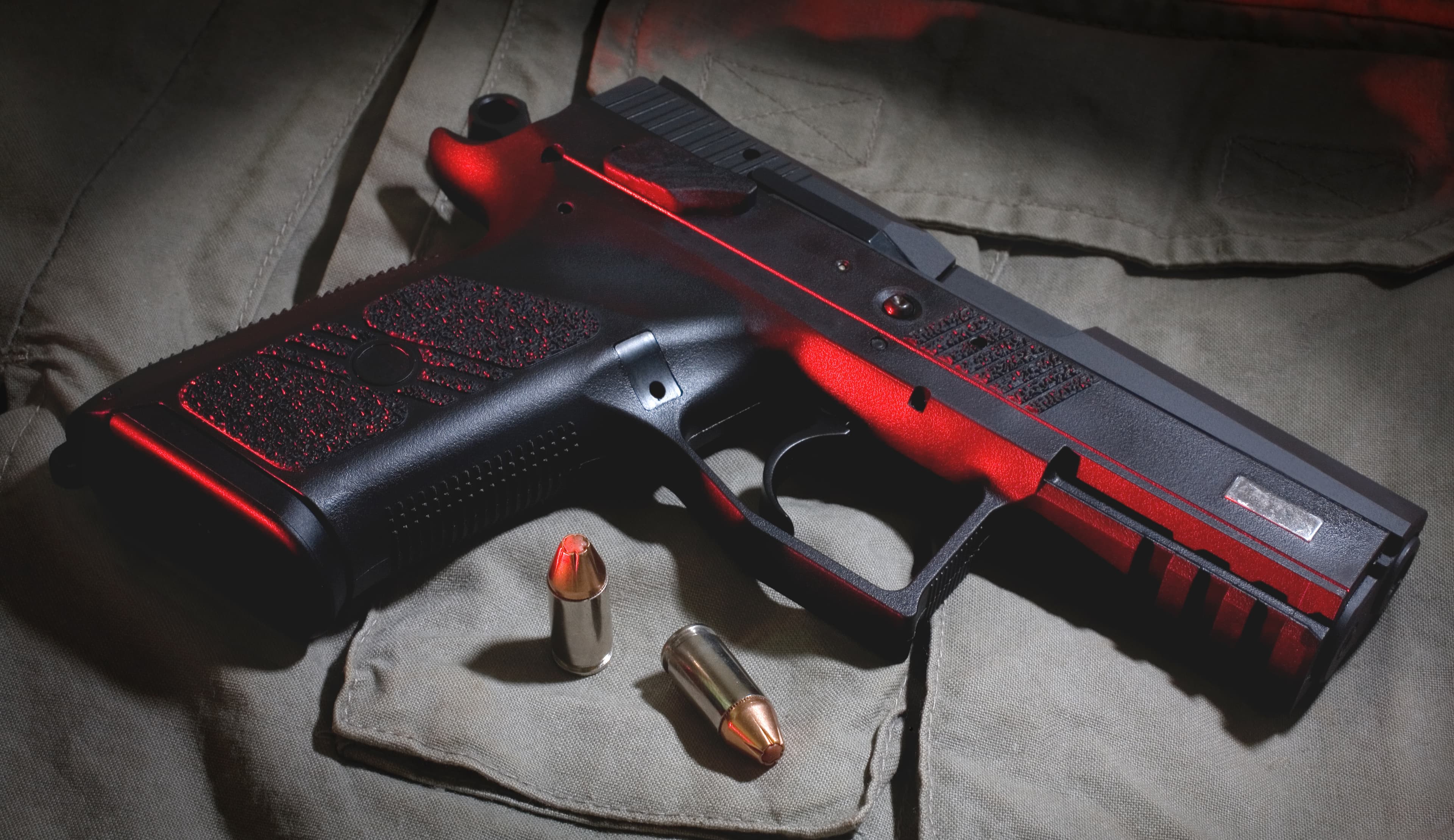 Handgun