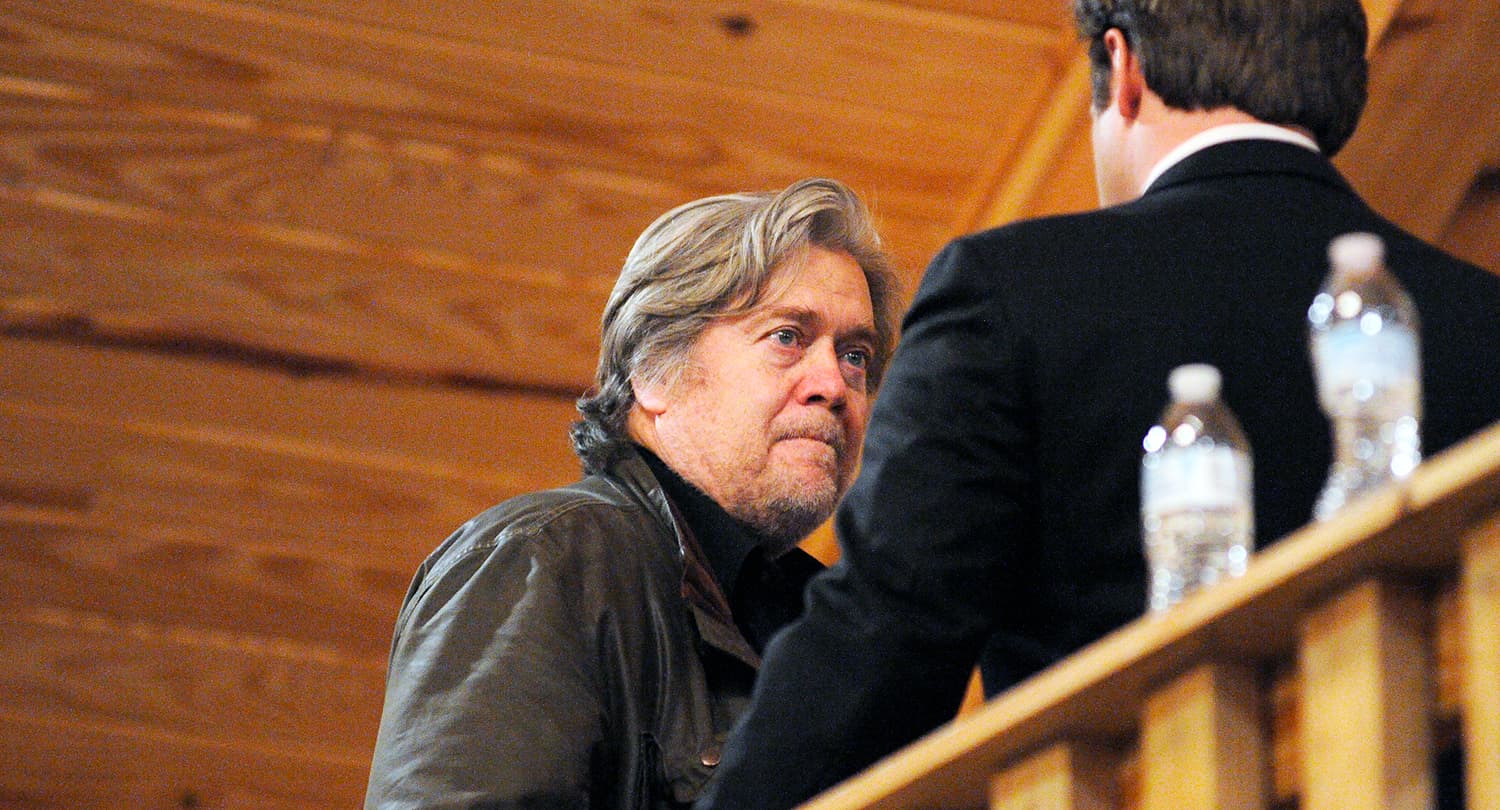 Steve Bannon speaks to a Roy Moore supporter at an election eve rally in Midland, Alabama, on Dec. 11, 2017. (Chip Brownlee/APR)