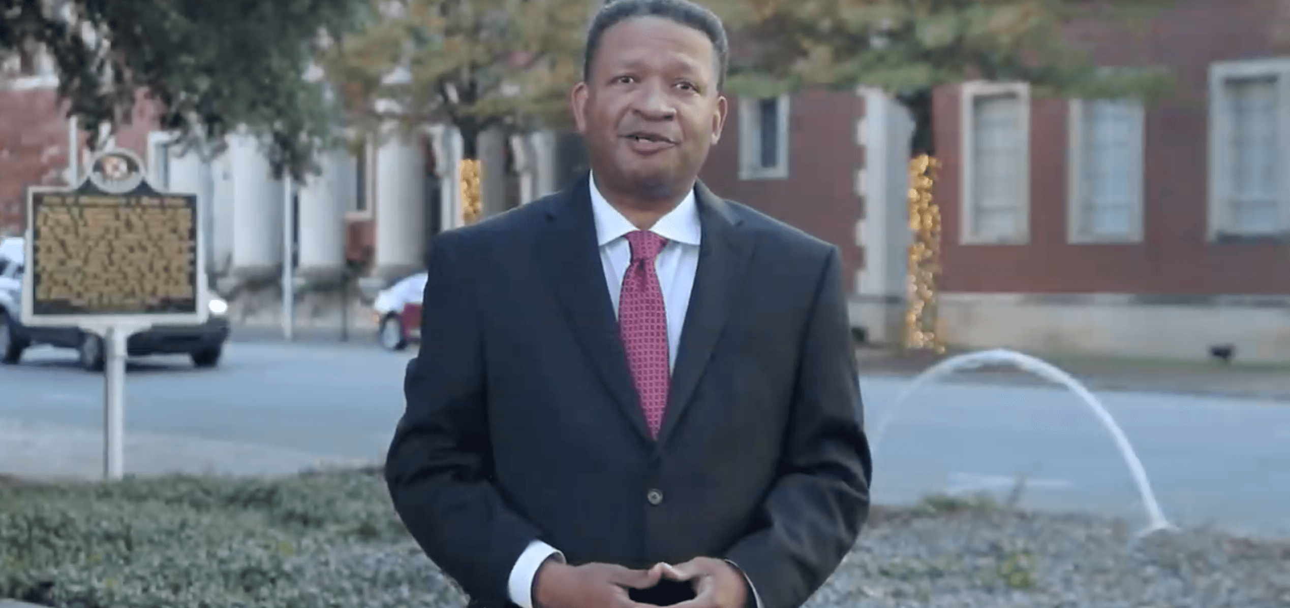 Artur Davis